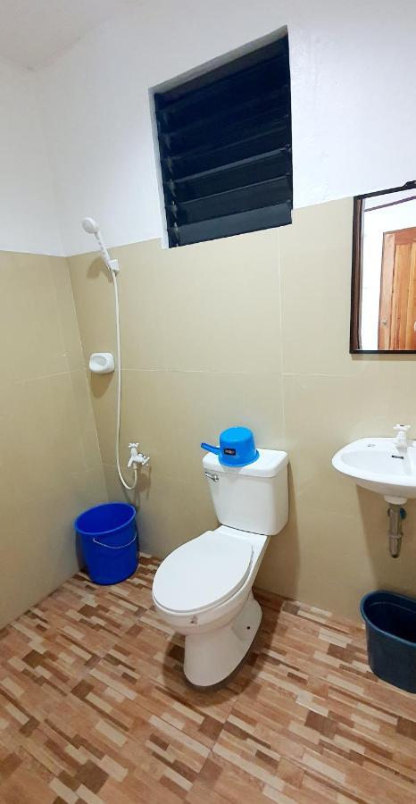 Sj Pabua Travellers Inn Mambajao Buitenkant foto
